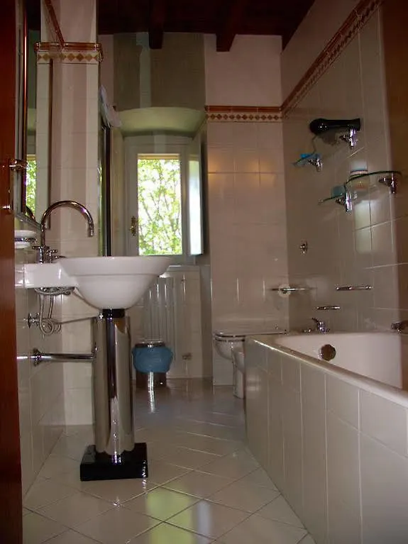 ** Bed & Breakfast B&B Ca Rossa Bergamo Italy